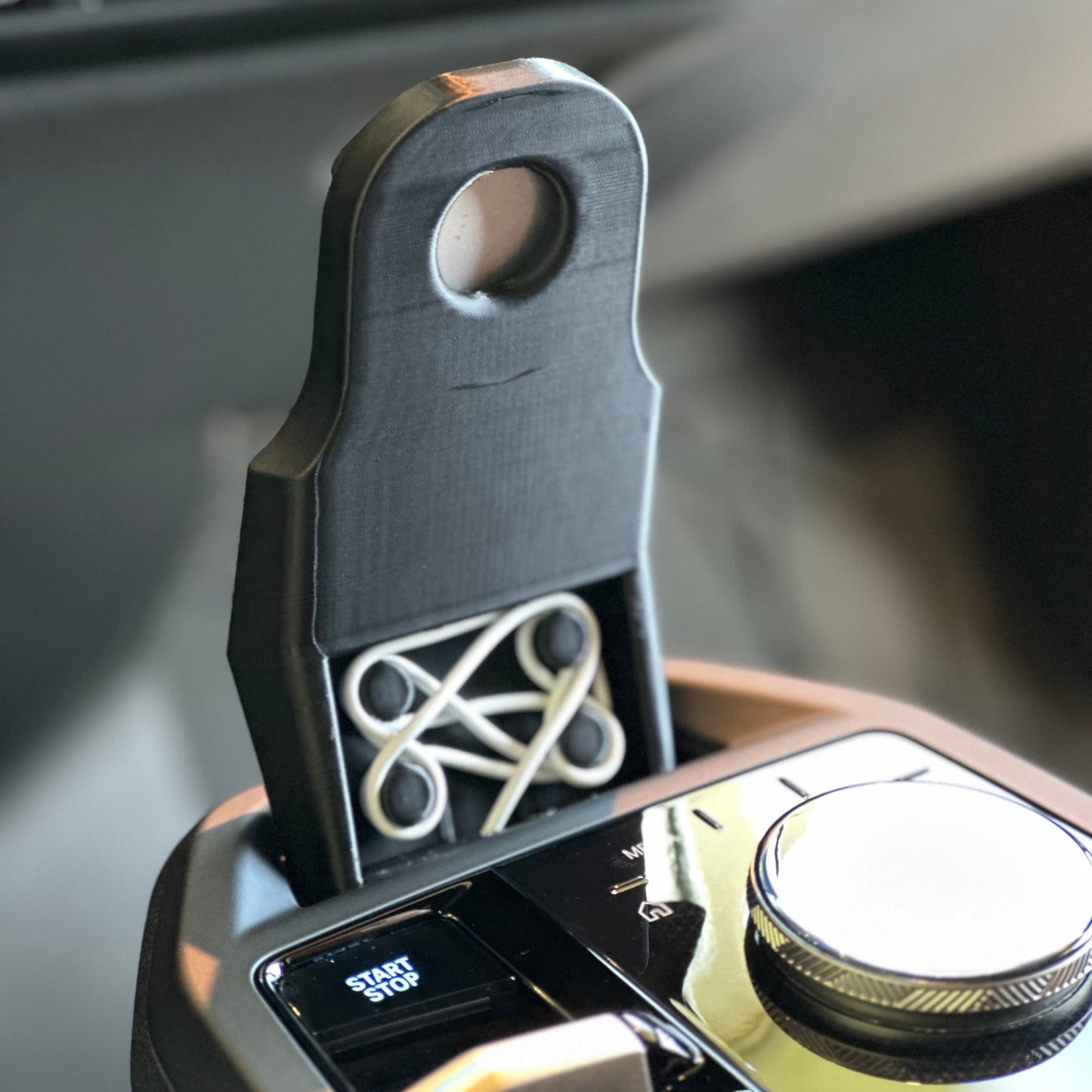 BMW iX MagSafe-Compatible Wireless Charging Stand