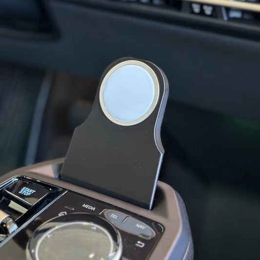 BMW iX MagSafe-Compatible Wireless Charging Stand